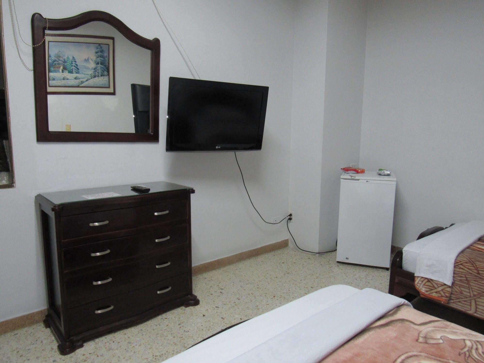 Hotel Ejecutivo Pereira Bagian luar foto