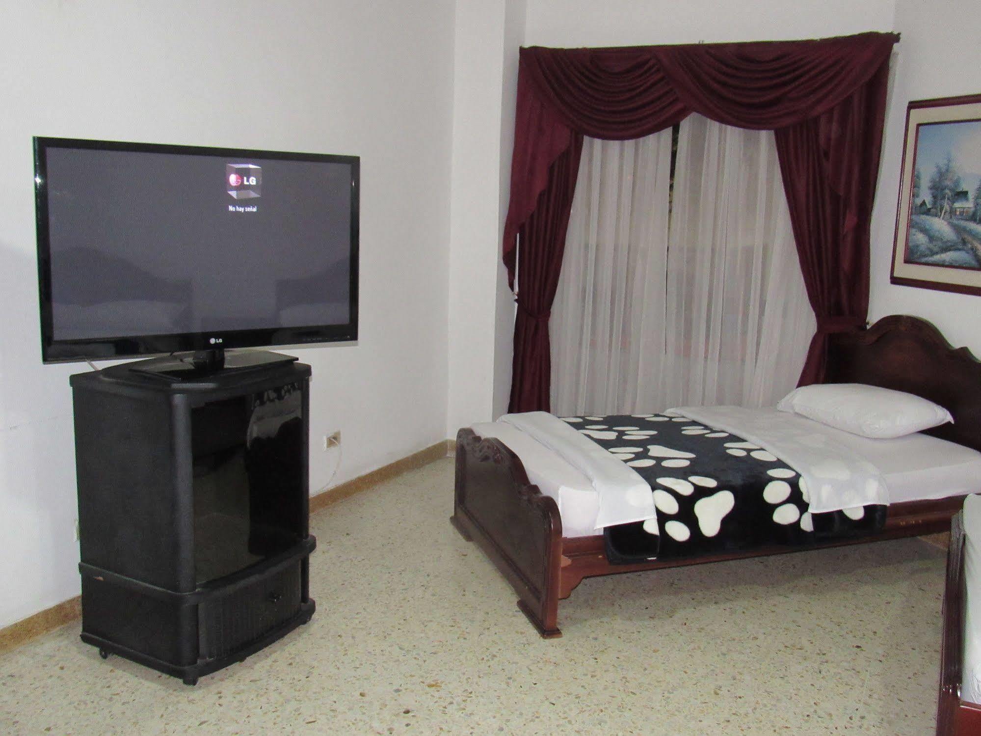 Hotel Ejecutivo Pereira Bagian luar foto