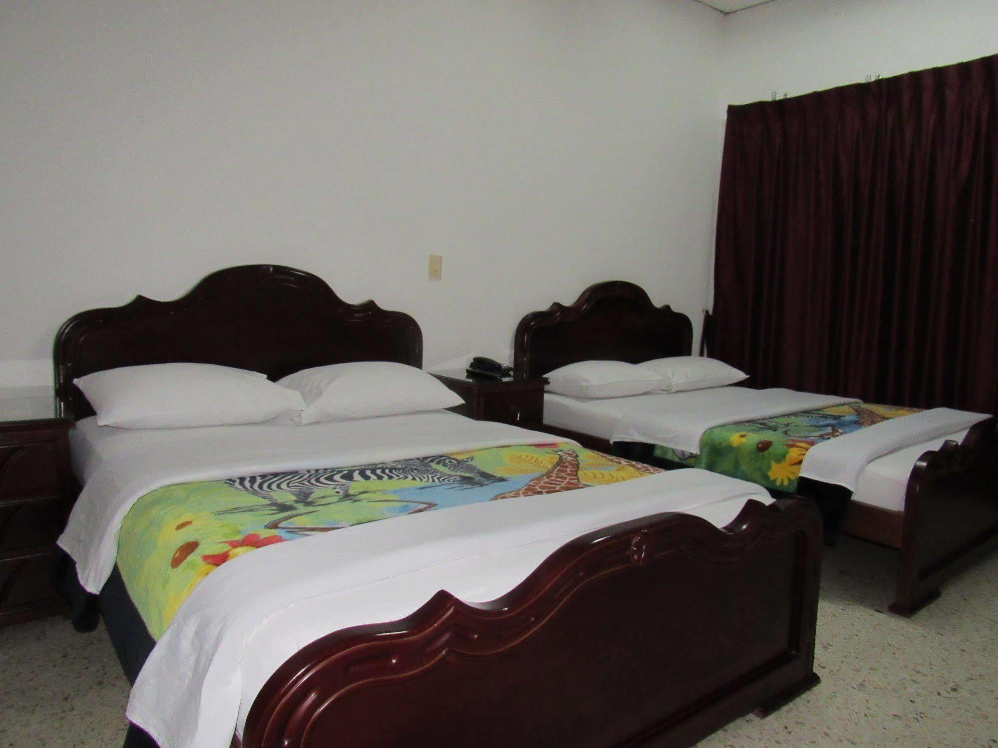 Hotel Ejecutivo Pereira Bagian luar foto