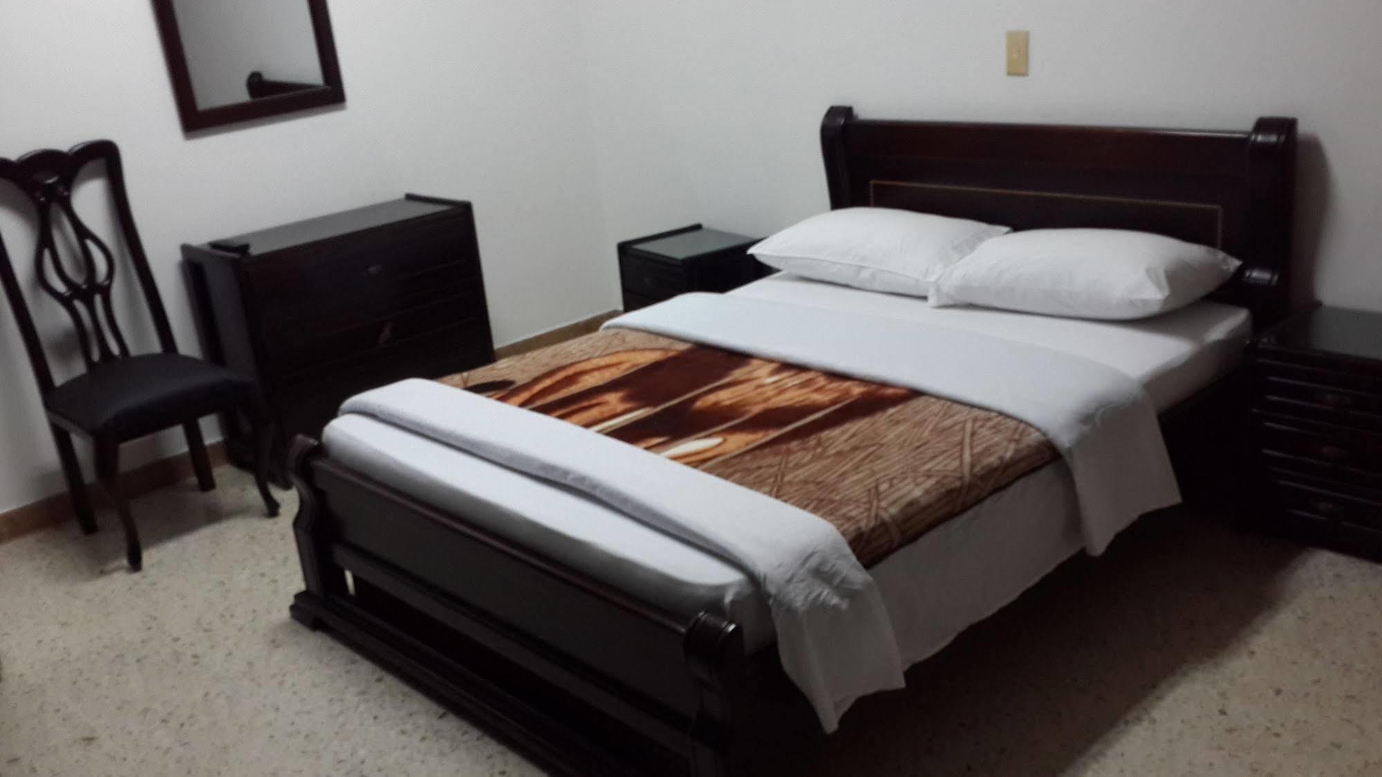 Hotel Ejecutivo Pereira Bagian luar foto